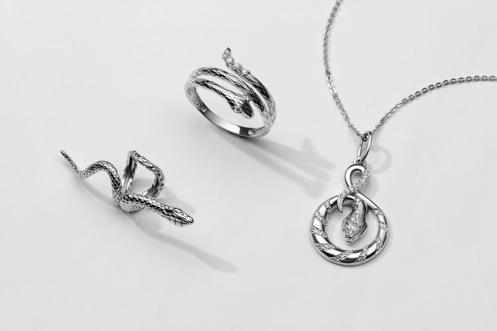 The History and Mystery of Snake Rings Explained