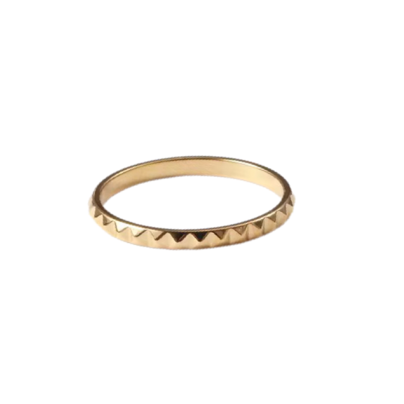 Micro Pyramid Ring