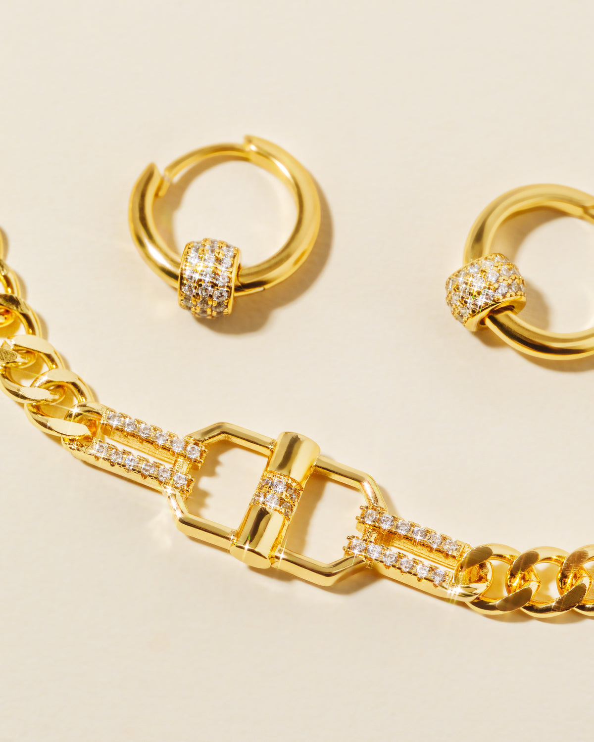 Toggle Clasp Necklace