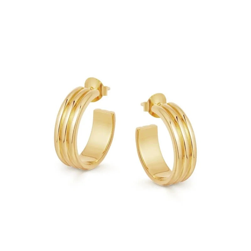 Triple Row Hoops